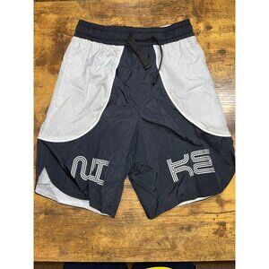 Nike Boys' NSW Amplify Woven Shorts Small NWT‎